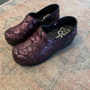 Sanita Size 38 made in Poland